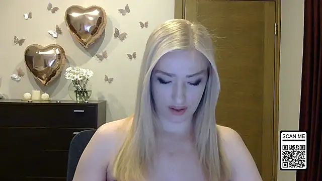 Snapshot of Wild_Silk_Desire chatting on 10, 5, 2026 Wild Silk Desire online show from 10, 5, 2026