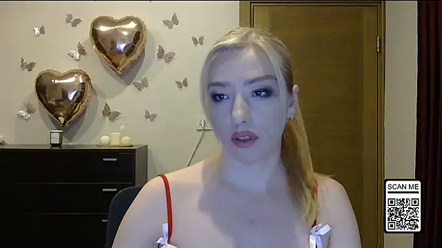 Snapshot of Wild_Silk_Desire chatting on 19, 5, 2026 Wild Silk Desire online show from 19, 5, 2026