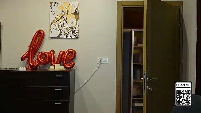 Wild Silk Desire online show from 14, 3, 2026