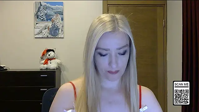 Wild Silk Desire online show from 28, 11, 2025