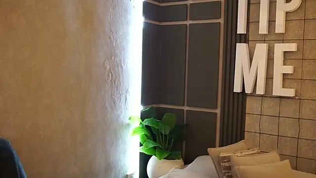 Susan wall online show from 4, 10, 2025