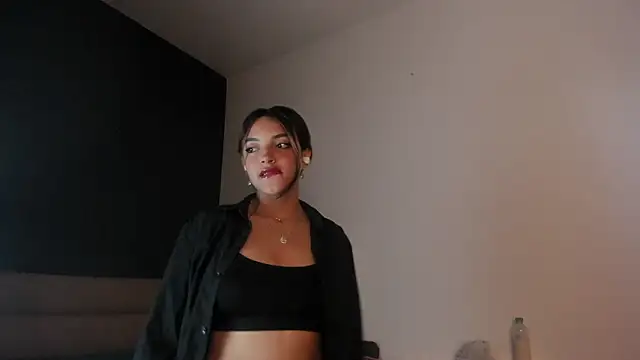 Victoriaa2 Doll online show from 25, 3, 2026