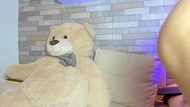 DixyPalmer online show from 4, 12, 2025