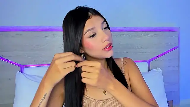 ZoeMorris online show from 10, 1, 2026