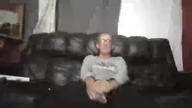 Lovyourpuss online show from 26, 6, 2026