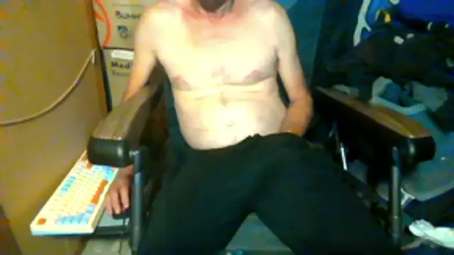 Lovyourpuss online show from 14, 6, 2026