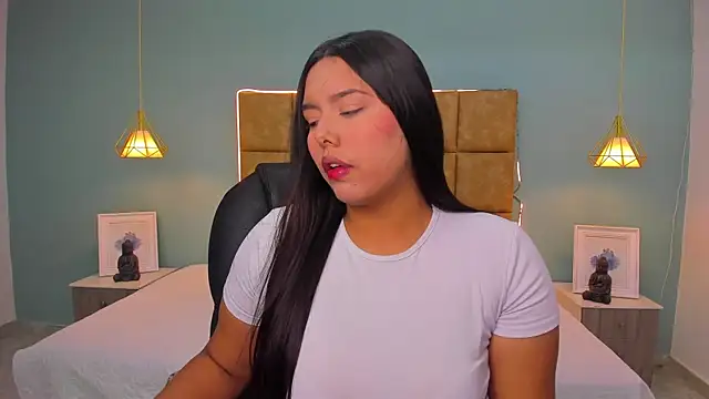 NaniXoxo18 online show from 8, 11, 2025