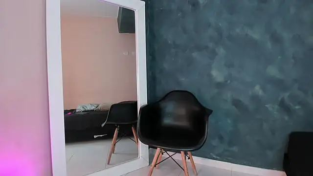 GingerMoon  online show from 13, 11, 2025