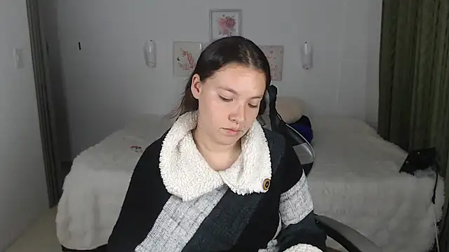 mariaana  222 online show from 11, 4, 2026