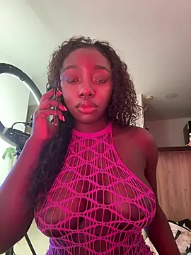 alissradiante1 online show from 5, 2, 2026