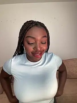 alissradiante1 online show from 28, 2, 2026