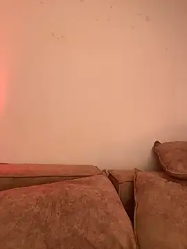 alissradiante1 online show from 13, 3, 2026