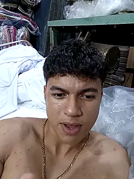 Snapshot of Santy_Stump chatting on 16, 2, 2026 Santy Stump online show from 16, 2, 2026