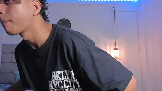 Santy Stump online show from 26, 9, 2025