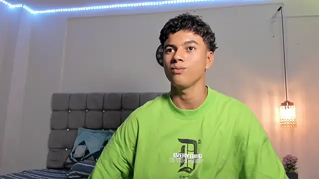 Santy Stump online show from 22, 12, 2025