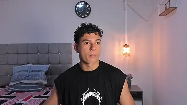 Snapshot of Santy_Stump chatting on 3, 2, 2026 Santy Stump online show from 3, 2, 2026