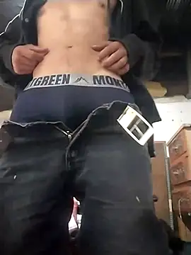 Snapshot of DXTFFx chatting on 26, 9, 2025 DXTFFx online show from 26, 9, 2025