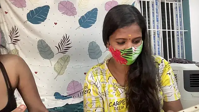 Snapshot of Tamil_india_couples_ chatting on 18, 7, 2026 Tamil india couples online show from 18, 7, 2026
