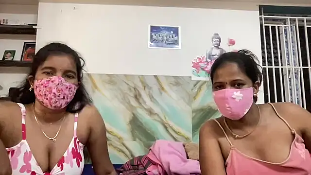 Snapshot of Tamil_india_couples_ chatting on 13, 7, 2026 Tamil india couples online show from 13, 7, 2026