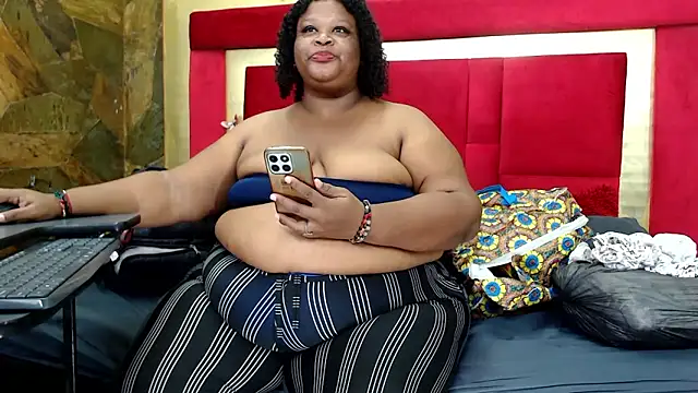 Snapshot of Exoticbigmandy chatting on 12, 6, 2026 Exoticbigmandy online show from 12, 6, 2026