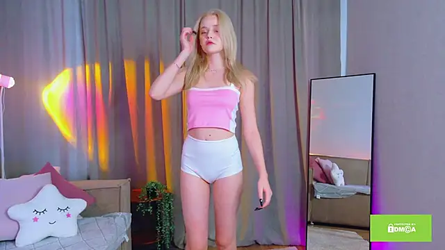 StarrShinee online show from 23, 10, 2025