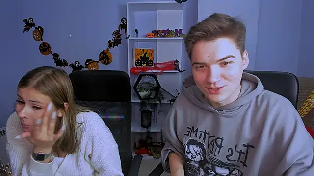 Snapshot of jeren_smile chatting on 23, 10, 2025 jeren smile online show from 23, 10, 2025