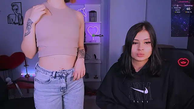 Snapshot of jeren_smile chatting on 13, 11, 2025 jeren smile online show from 13, 11, 2025