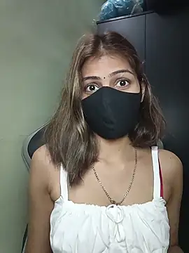 Snapshot of Isha_Sax chatting on 24, 11, 2025 Isha Sax online show from 24, 11, 2025