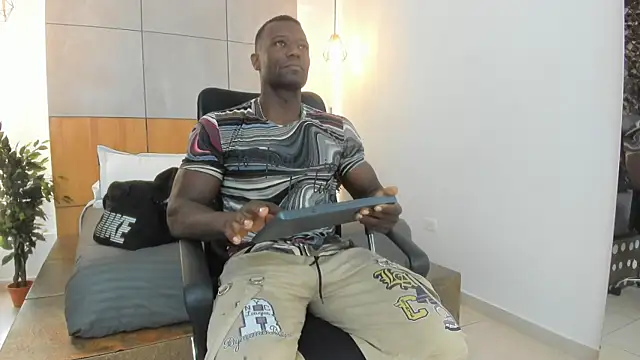 MarcusBlack  online show from 11, 9, 2025