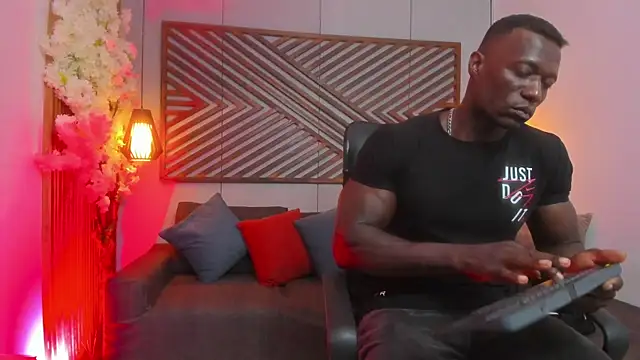 MarcusBlack  online show from 25, 9, 2025