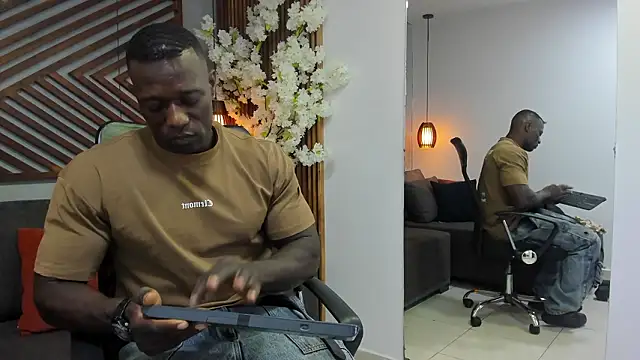 MarcusBlack  online show from 12, 2, 2026