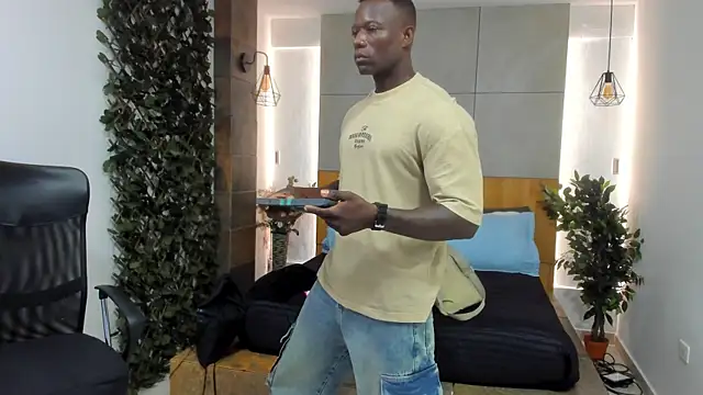 MarcusBlack  online show from 8, 4, 2026