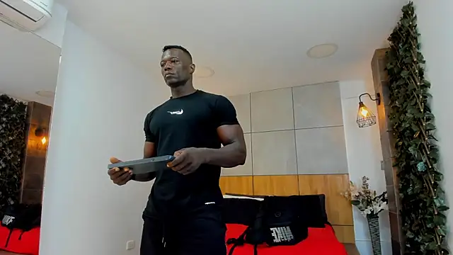 MarcusBlack  online show from 18, 12, 2025