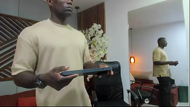 MarcusBlack  online show from 6, 10, 2025