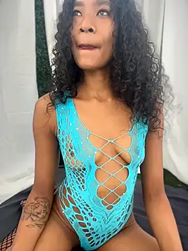 SweetCheeksXXX online show from 11, 4, 2026