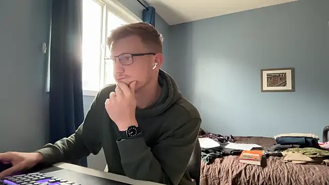 lustylyndon online show from 11, 6, 2026