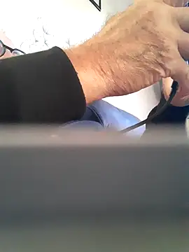 Vince072 online show from 6, 10, 2025