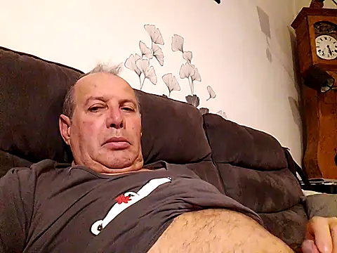 Vince072 online show from 7, 11, 2025