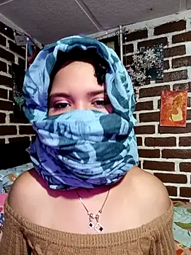 Cataleya-black online show from 16, 5, 2026