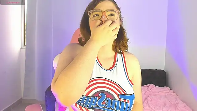 lizy portman online show from 15, 4, 2026