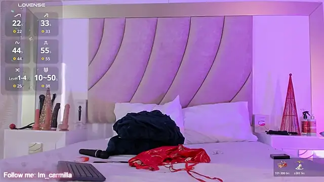 Snapshot of AnnahiBaker chatting on 17, 12, 2025 AnnahiBaker online show from 17, 12, 2025