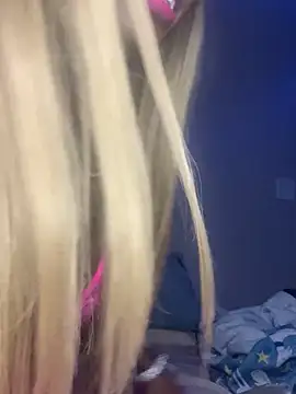 lovergirll555 online show from 28, 2, 2026