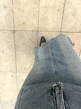 xiaoyuan01 online show from 20, 9, 2025