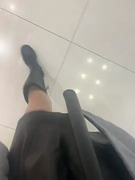 xiaoyuan01 online show from 29, 11, 2025