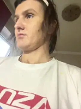 Snapshot of NikaSwan2831 chatting on 21, 11, 2025 NikaSwan2831 online show from 21, 11, 2025