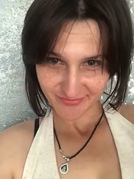 Snapshot of NikaSwan2831 chatting on 11, 9, 2025 NikaSwan2831 online show from 11, 9, 2025