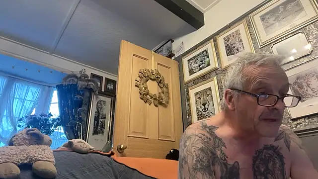 poggles online show from 24, 3, 2026