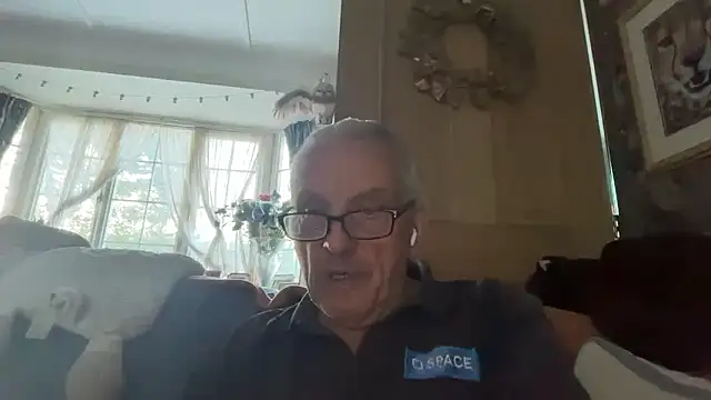 poggles online show from 2, 4, 2026