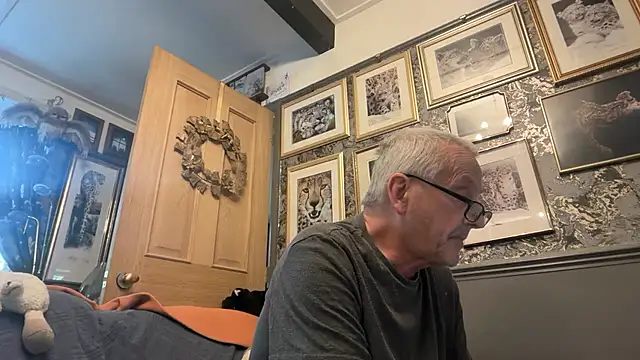 poggles online show from 3, 4, 2026