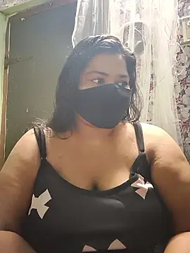 Snapshot of Liyaa_24 chatting on 13, 6, 2026 Liyaa 24 online show from 13, 6, 2026